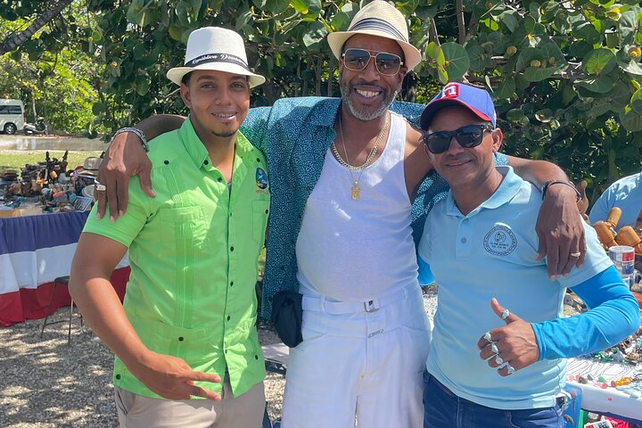 Airport (STI) Santiago to (POP) puerto plata private taxi - Photo 1 of 6